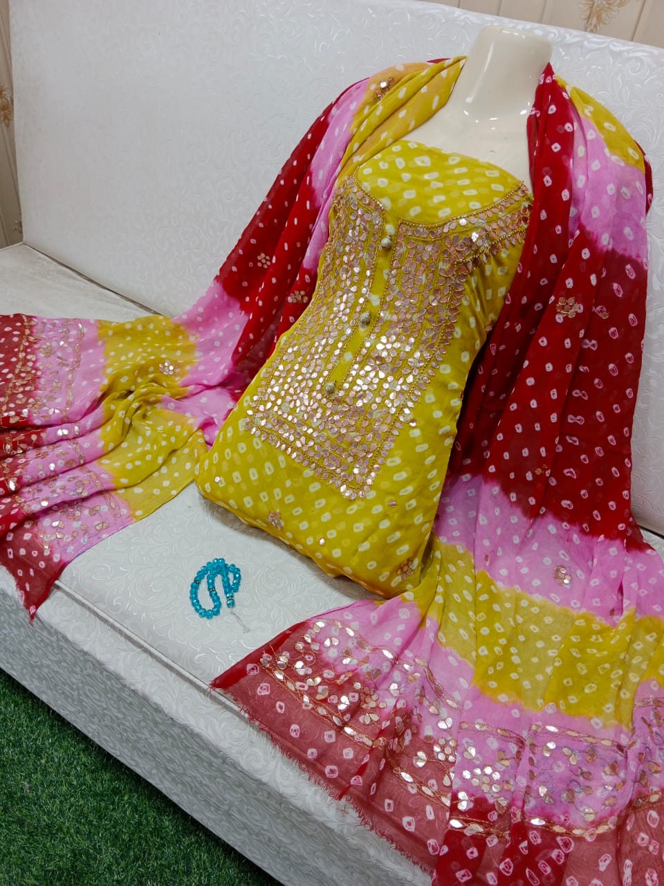 Chunri Press Gota