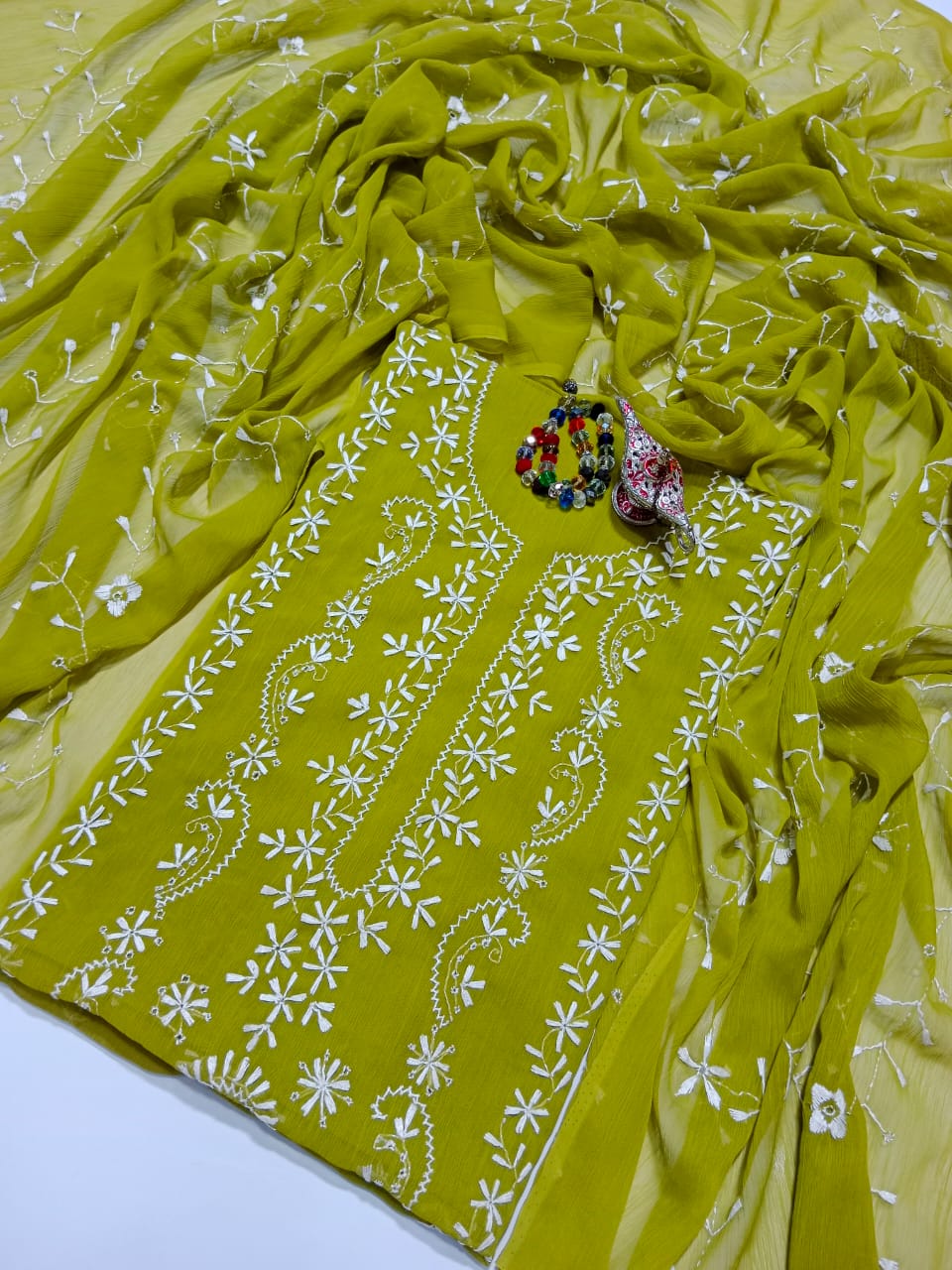 Chikankari with Full Jall Dupatta